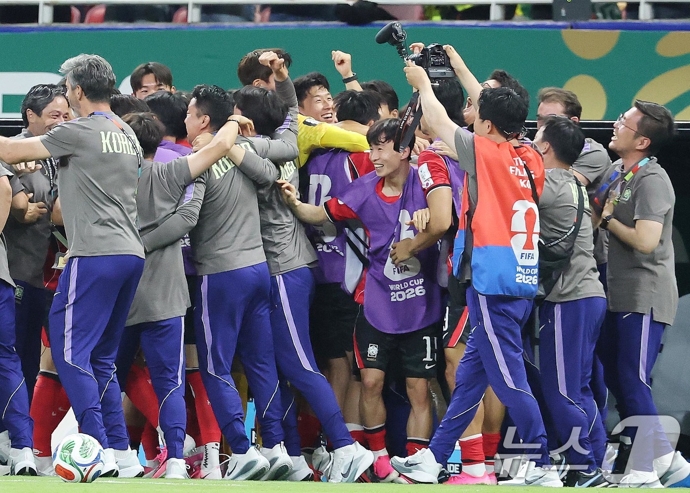 (과달라하라(멕시코)=뉴스1) 임세영 기자 = 대한민국 축구국가대표팀 선수들이 11일(현지시간) 멕시코 할리스코주 사포판 과달라하라 스타디움에서 열린 2026 북중미 월드컵 A조 …