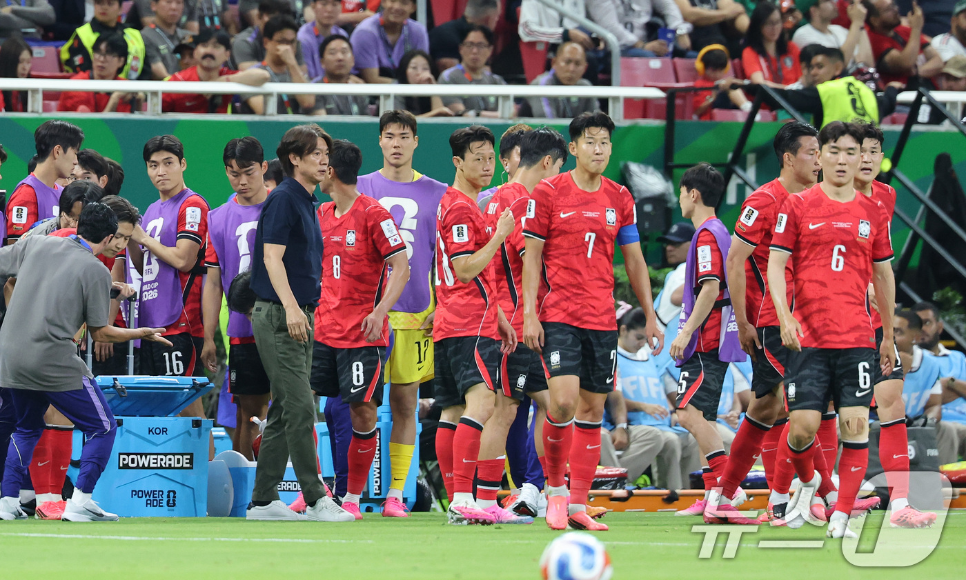 (과달라하라(멕시코)=뉴스1) 임세영 기자 = 홍명보 대한민국 축구국가대표팀 감독이 11일(현지시간) 멕시코 할리스코주 사포판 과달라하라 스타디움에서 열린 2026 북중미 월드컵 …