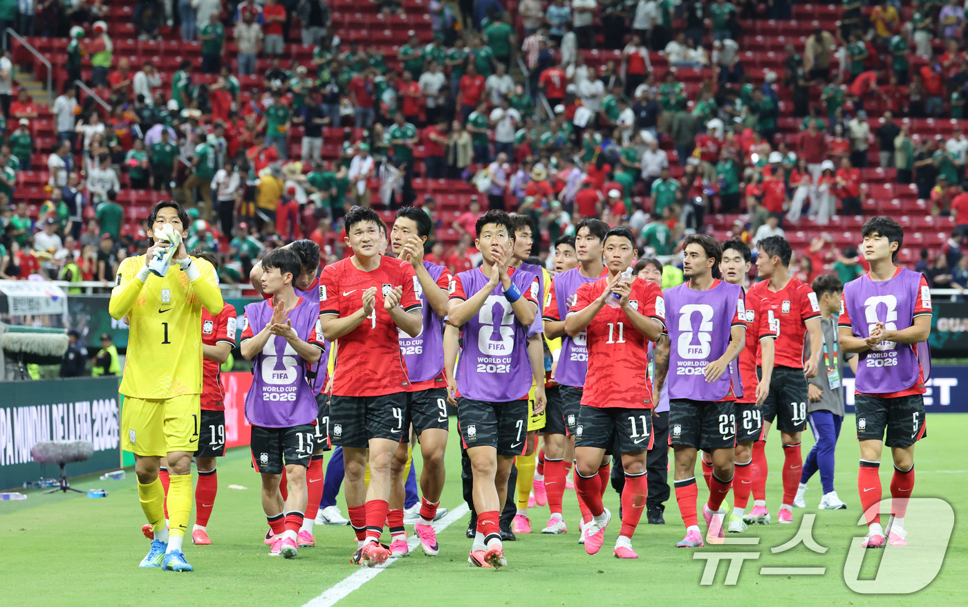 (과달라하라(멕시코)=뉴스1) 임세영 기자 = 대한민국 축구국가대표팀 선수들이 11일(현지시간) 멕시코 할리스코주 사포판 과달라하라 스타디움에서 열린 2026 북중미 월드컵 A조 …