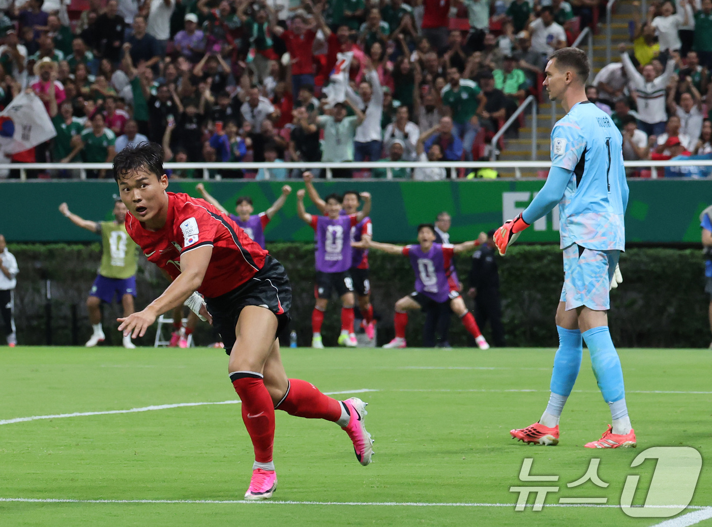 (과달라하라(멕시코)=뉴스1) 임세영 기자 = 대한민국 축구국가대표팀 오현규가 11일(현지시간) 멕시코 할리스코주 사포판 과달라하라 스타디움에서 열린 2026 북중미 월드컵 A조 …