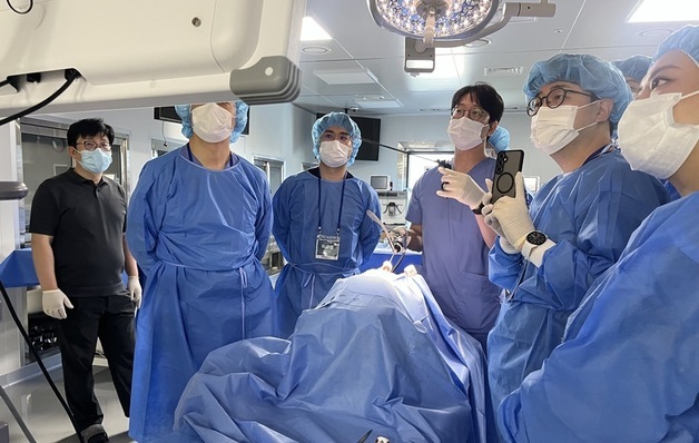 본동물의료센터, 반려동물 복강경·척추내시경 수술 노하우 공유