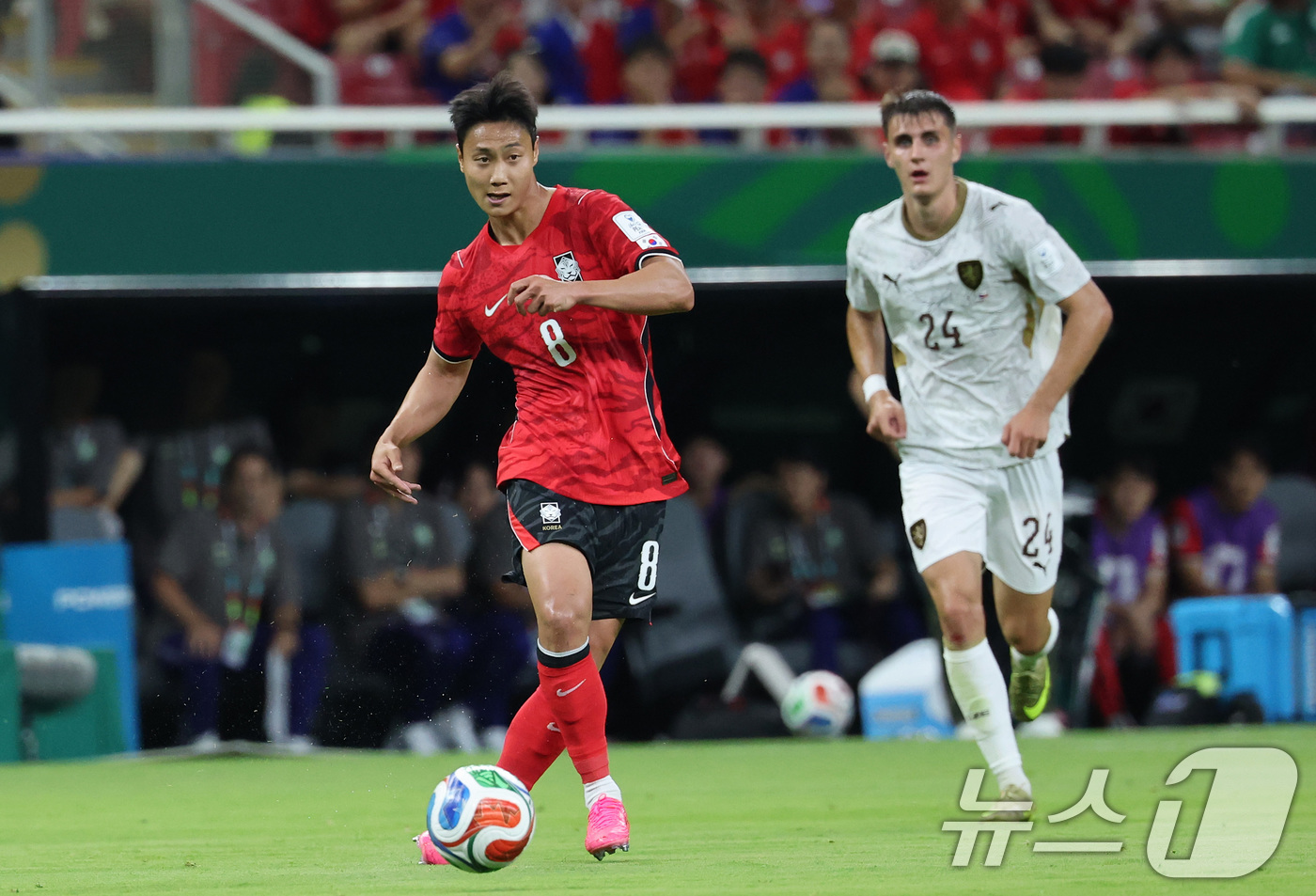 (과달라하라(멕시코)=뉴스1) 임세영 기자 = 대한민국 축구국가대표팀 백승호가 11일(현지시간) 멕시코 할리스코주 사포판 과달라하라 스타디움에서 열린 2026 북중미 월드컵 A조 …