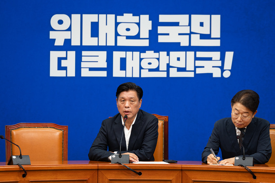 與 "8·17전대 대전서 개최…26일께 당무위서 전준위 의결"