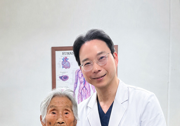 98세 복부대동맥류 파열 환자 수술 성공…골든타임 지킨 '이 병원'