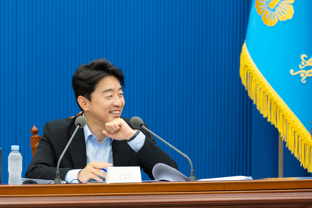 청년미래자문단 최종회의 참석한 강훈식 비서실장
