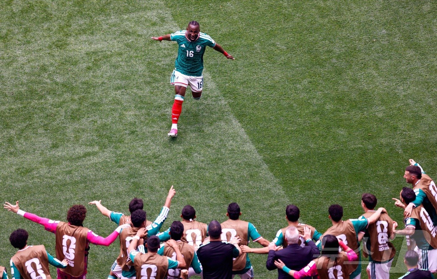 본문 이미지 - 2026 북중미 월드컵에 참가한 멕시코 축구대표팀. ⓒ AFP=뉴스1