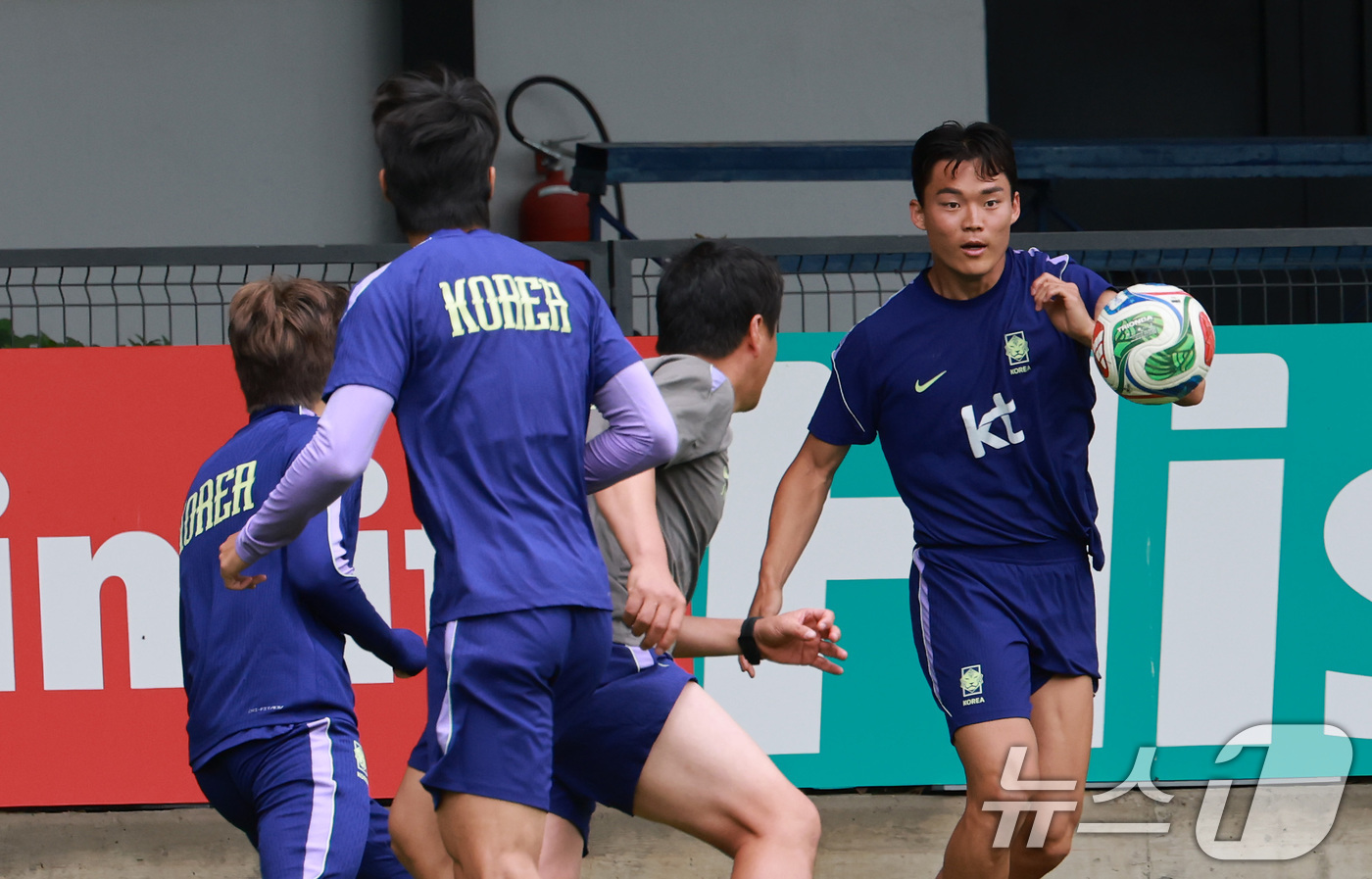 (과달라하라(멕시코)=뉴스1) 임세영 기자 = 2026 북중미 월드컵에 출전하는 대한민국 축구 국가대표팀 오현규가 15일(현지시간) 멕시코 과달라하라 인근 사포판에 위치한 베이스캠 …