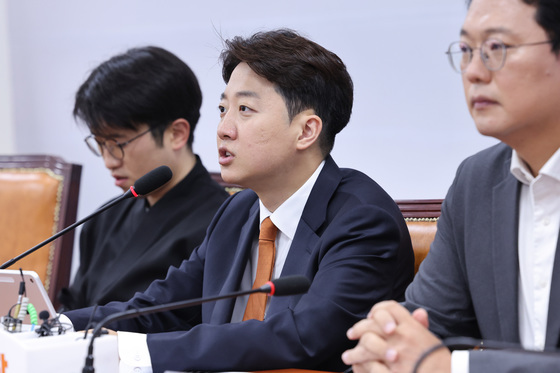 모두발언하는 이준석 개혁신당 대표