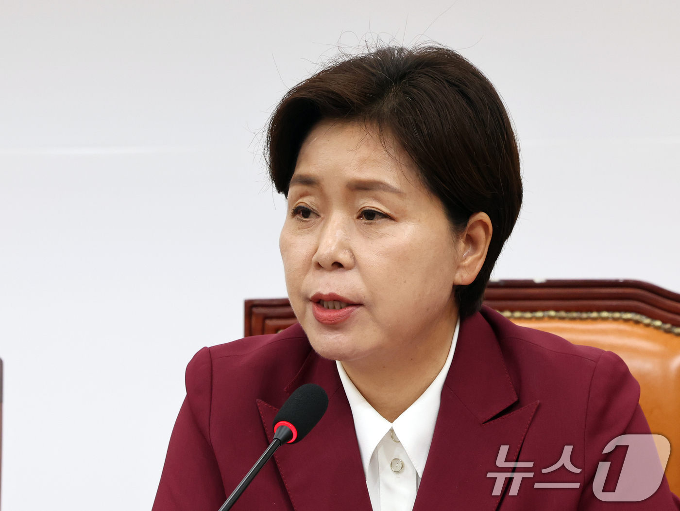 (서울=뉴스1) 황기선 기자 = 양향자 국민의힘 최고위원이 15일 오전 서울 여의도 국회에서 열린 최고위원회의에서 모두발언을 하고 있다. 이날 양 최고위원은 모두발언에서 지방선거 …