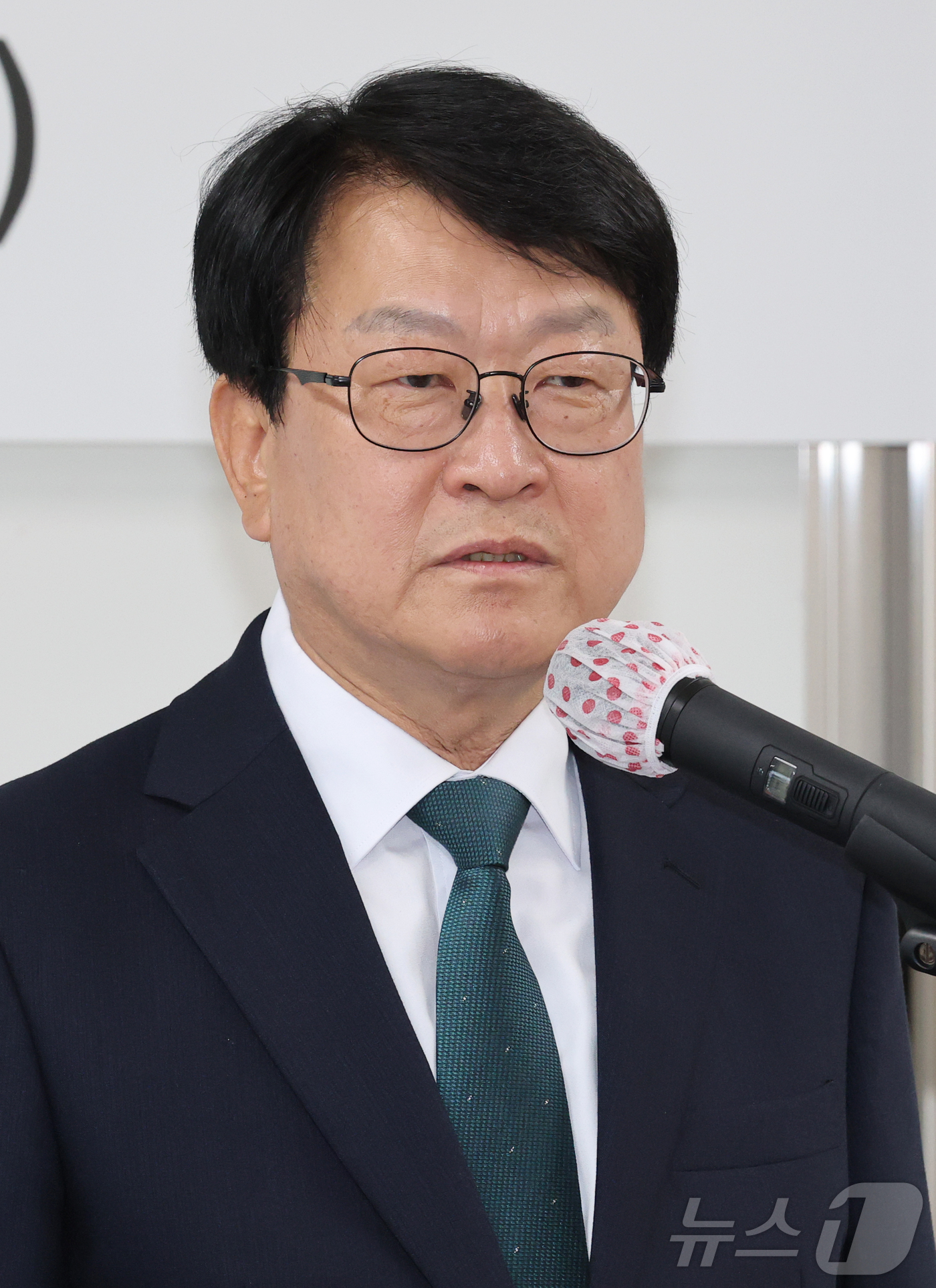 (대전=뉴스1) 김기태 기자 = 오석진 대전시교육감 당선인이 15일 대전동부교육지원청에서 열린 인수위원회 위촉식에서 인사말을 하고 있다. 2026.6.15/뉴스1