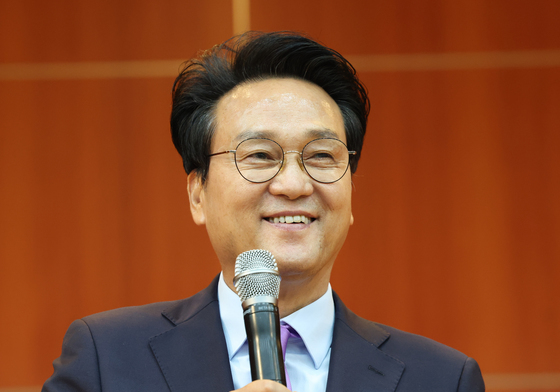 인사말 하는 안민석 경기교육감 당선인