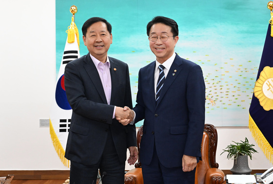 조정식 "민생법안 신경써달라"…구윤철 "필요하면 여야 매일 찾겠다"