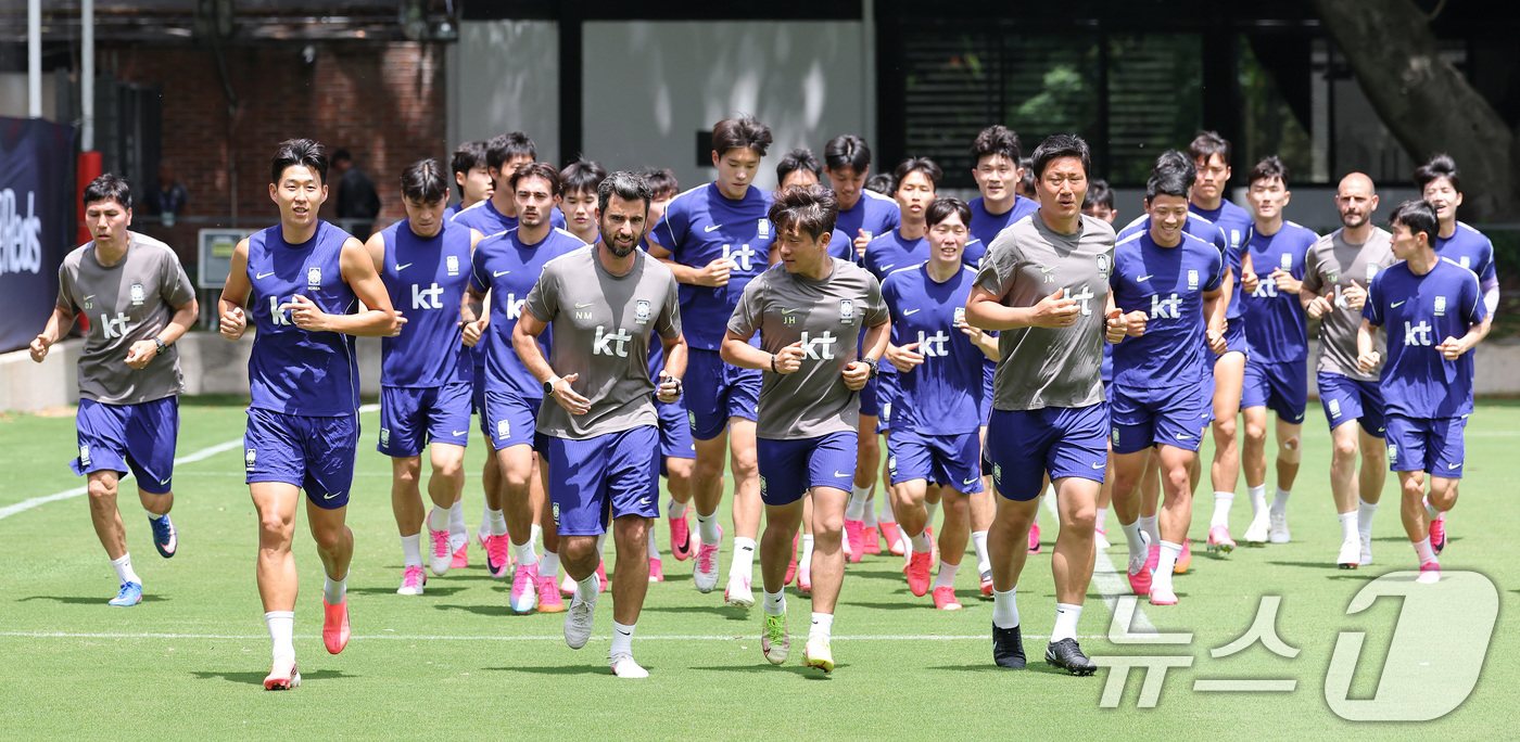 (과달라하라(멕시코)=뉴스1) 임세영 기자 = 2026 북중미 월드컵에 출전하는 대한민국 축구 국가대표팀 선수들이 15일(현지시간) 멕시코 과달라하라 인근 사포판에 위치한 베이스캠 …
