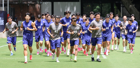 훈련하는 대한민국 축구대표팀