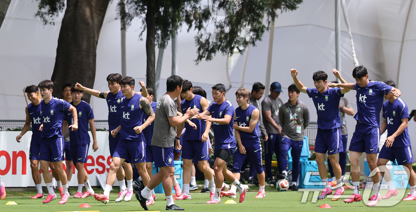 (과달라하라(멕시코)=뉴스1) 임세영 기자 = 2026 북중미 월드컵에 출전하는 대한민국 축구 국가대표팀 선수들이 15일(현지시간) 멕시코 과달라하라 인근 사포판에 위치한 베이스캠 …