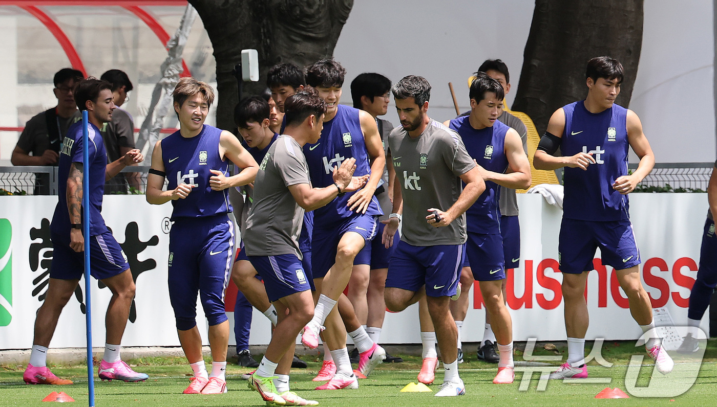 (과달라하라(멕시코)=뉴스1) 임세영 기자 = 2026 북중미 월드컵에 출전하는 대한민국 축구 국가대표팀 이강인, 김태현, 이태석, 박진섭 등이 15일(현지시간) 멕시코 과달라하라 …