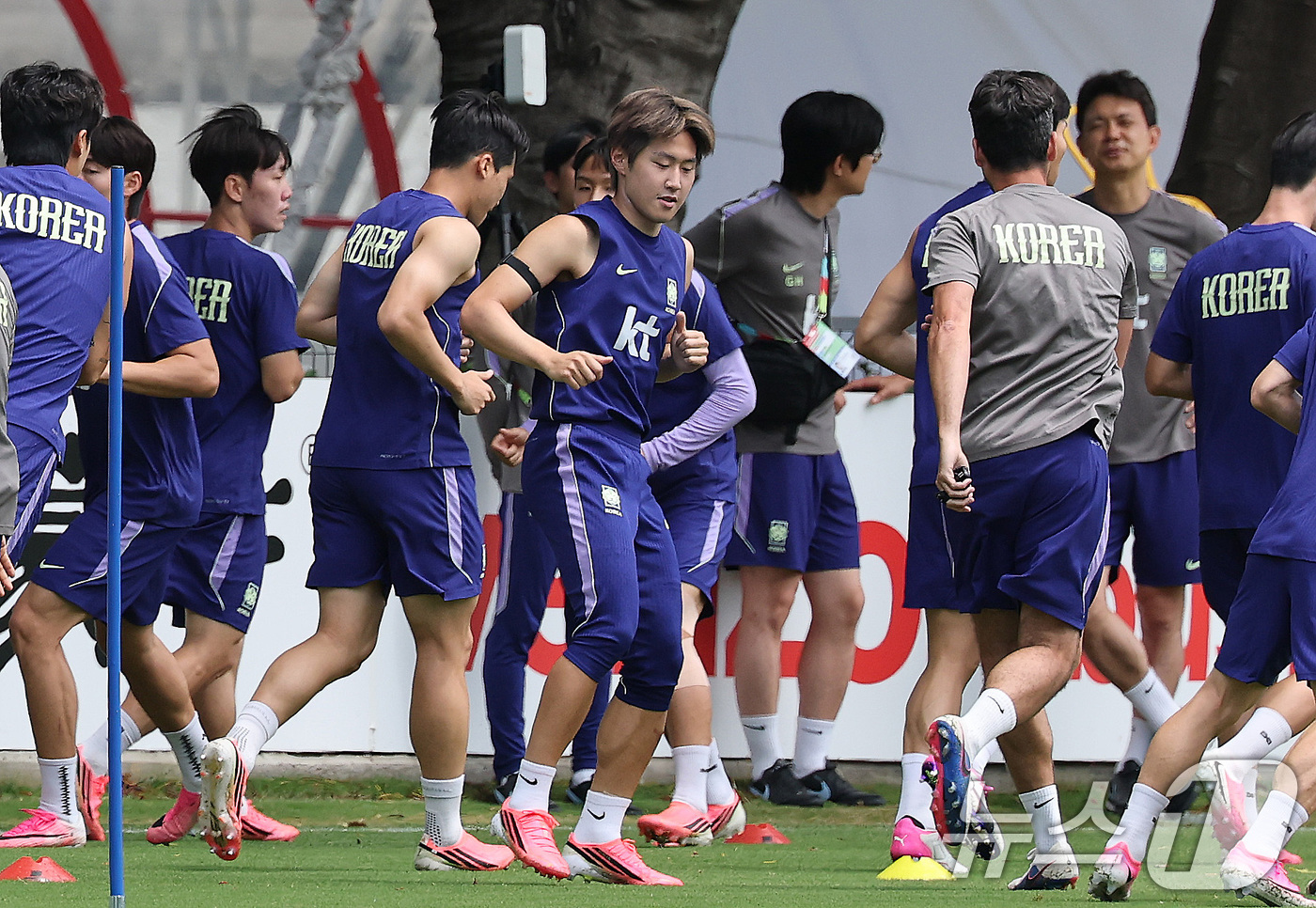 (과달라하라(멕시코)=뉴스1) 임세영 기자 = 2026 북중미 월드컵에 출전하는 대한민국 축구 국가대표팀 이강인을 비롯한 선수들이 15일(현지시간) 멕시코 과달라하라 인근 사포판에 …