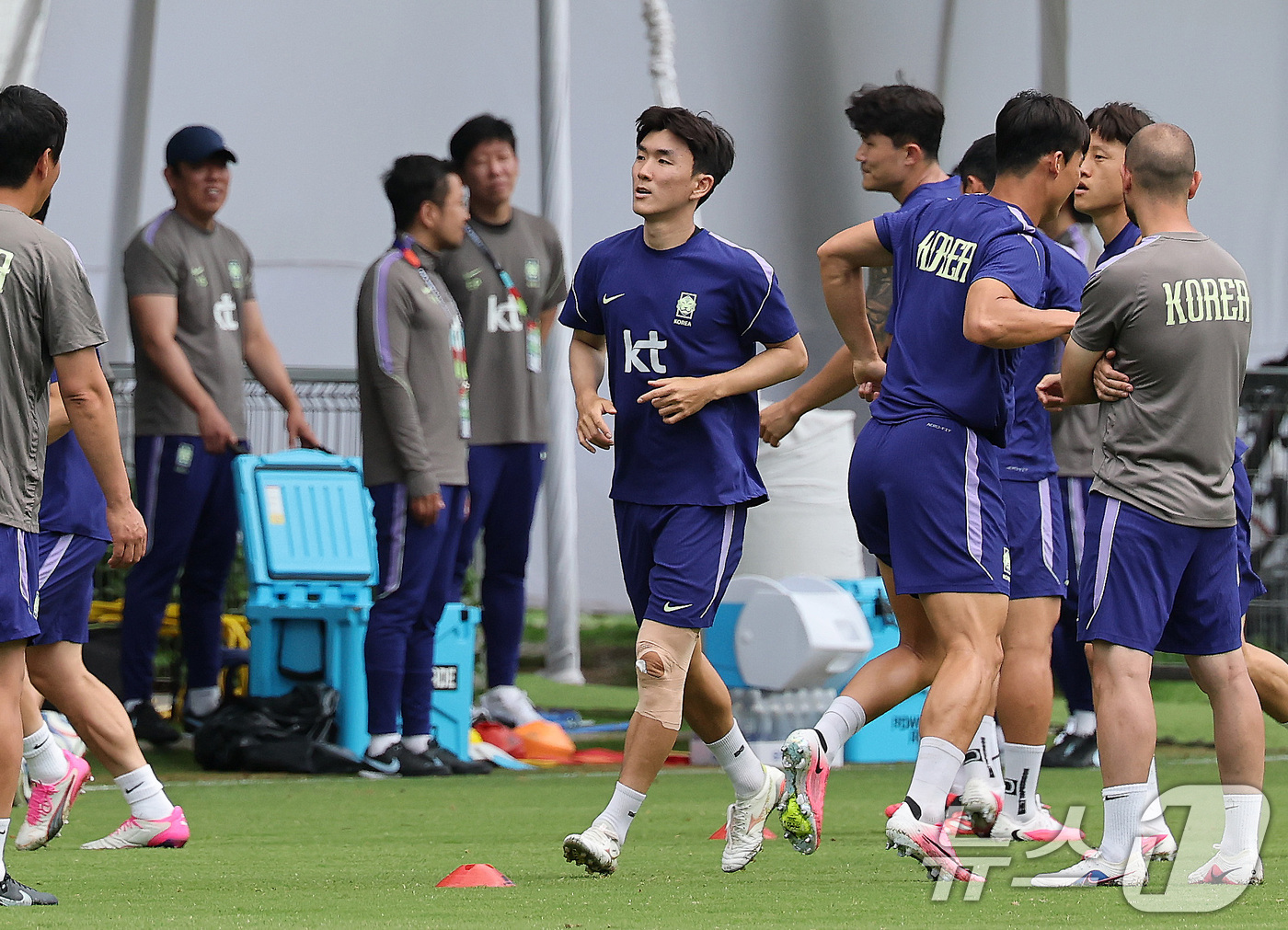 (과달라하라(멕시코)=뉴스1) 임세영 기자 = 2026 북중미 월드컵에 출전하는 대한민국 축구 국가대표팀 황인범이 15일(현지시간) 멕시코 과달라하라 인근 사포판에 위치한 베이스캠 …