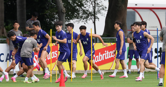 훈련하는 대한민국 축구대표팀