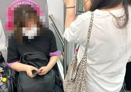 자리 좀 양보해달라는 만삭 여성에게…버틴 50대 중년 여성 "나도 임신"