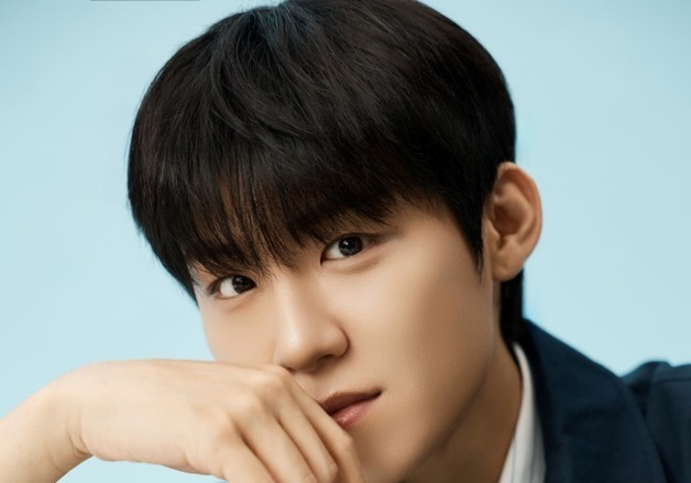 AB6IX 박우진, 파라뮤직과 전속 계약 체결 "오랜 인연 특급 의리"