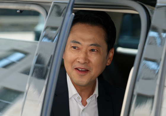 차량 탑승한 장동혁 대표