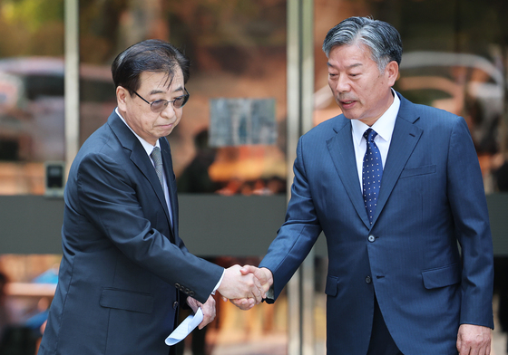 '서해 공무원 피격' 서훈·김홍희 항소심 무죄 선고