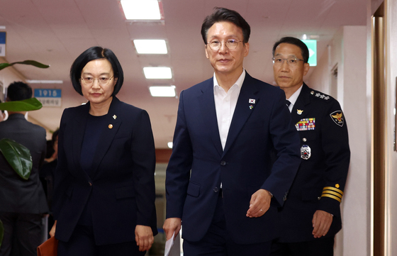 김민석·한성숙·유재성, 나란히 국무회의 참석