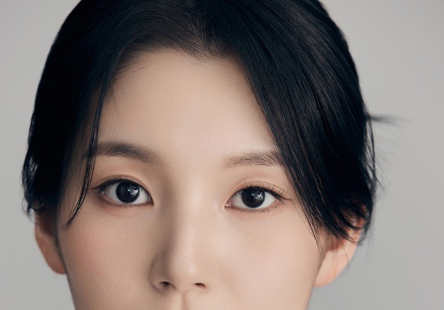 "군복 아우라 멋졌다"…'취사병' 한동희, 위장크림에도 진심 [N인터뷰]①