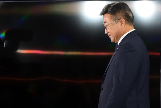 담화문 발표 마친 윤호중 장관