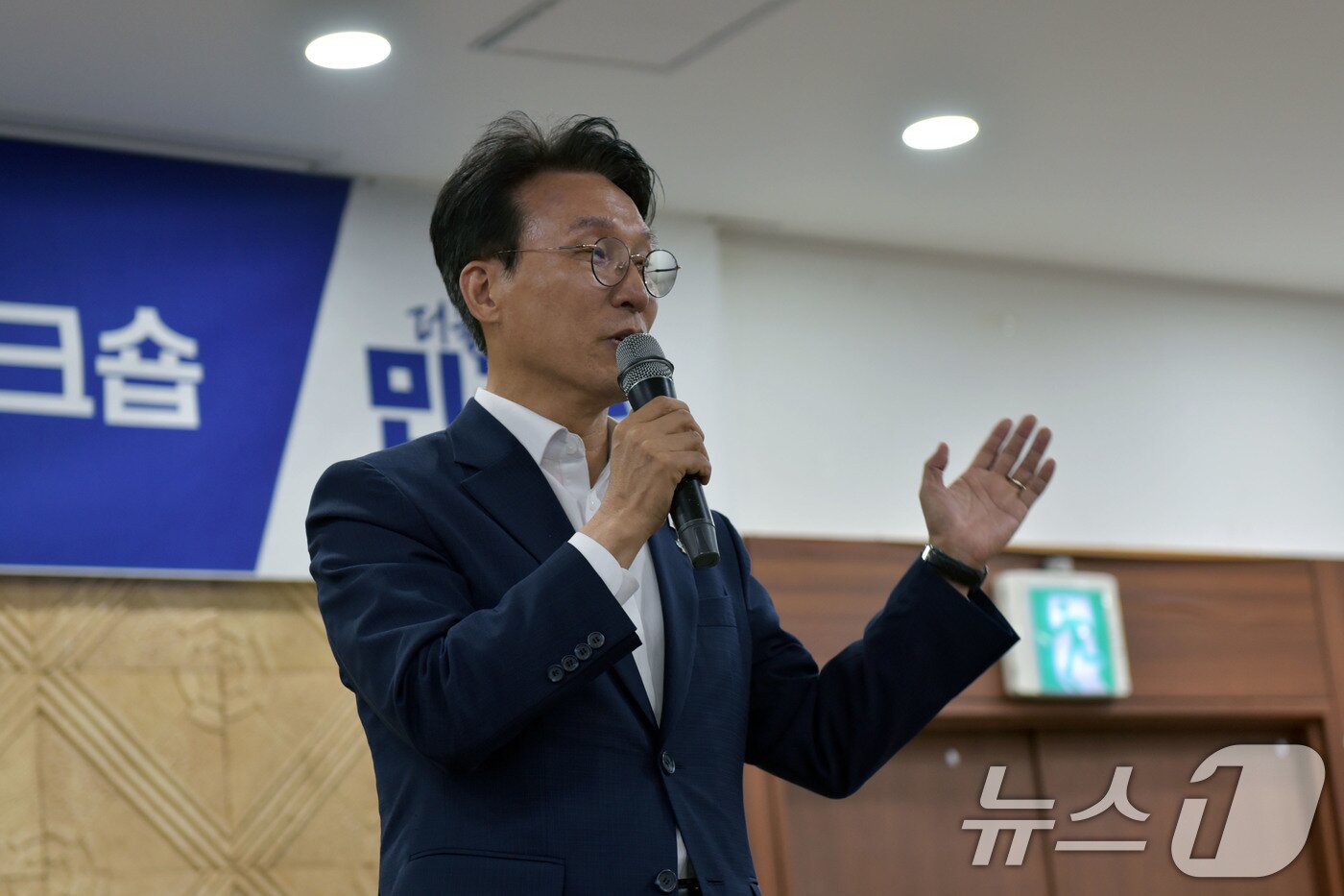 본문 이미지 - 김민석 국무총리. 2026.6.16 ⓒ 뉴스1 김성준 기자