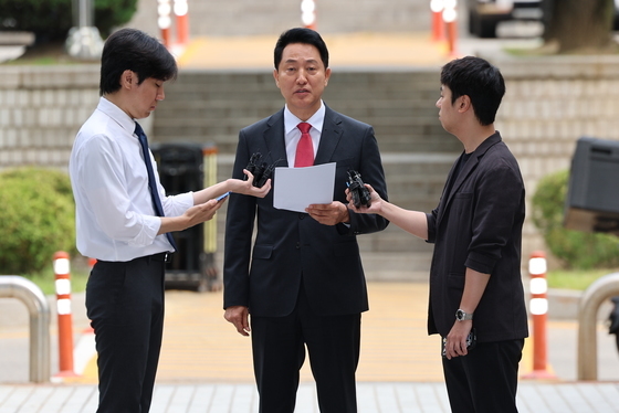 결심 공판 출석하며 입장 밝히는 오세훈 시장