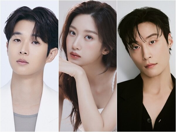 본문 이미지 - 왼쪽부터 최우식,문가영,허남준 / tvN '고래별'