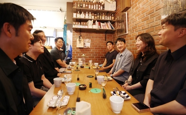 "젠슨황 반한 네이버커넥트, 어때요"…가맹점 의견청취 간담회