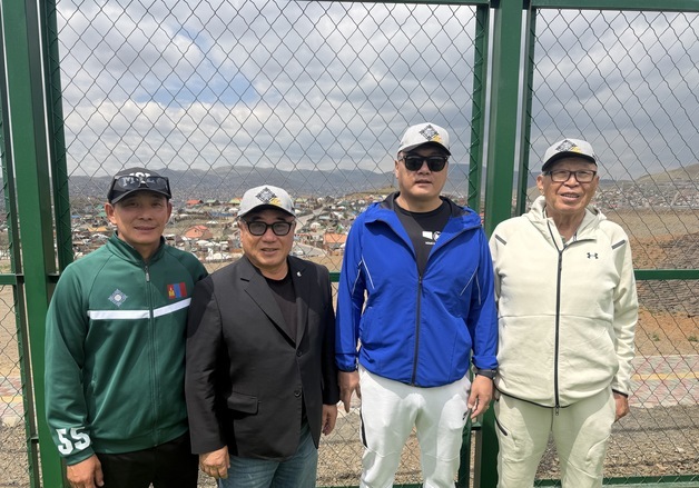 김응용 전 야구협회장, 몽골에 야구 유망주의 한국 유학 제안