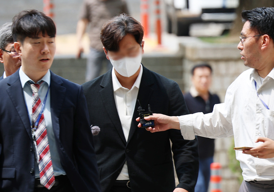 고동안 전 신천지 총회 총무, 구속 전 피의자 심문 출석