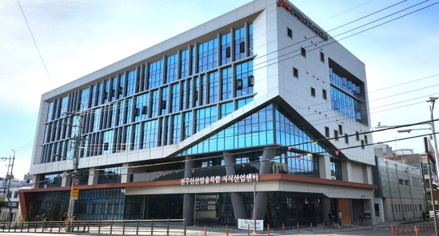 "AI 신뢰성 높인다" 전주정보문화산업진흥원, 실증사업 공간 구축