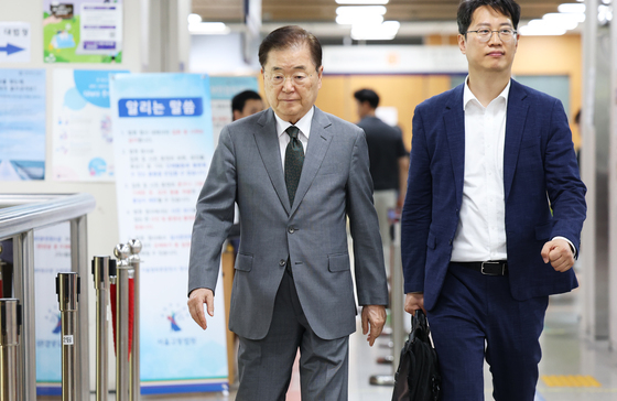 '탈북 어민 강제 북송' 정의용 전 안보실장, 항소심 공판 출석