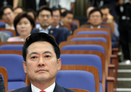 '외계어' 비판에 '철면피' 맞불…국힘 '장동혁 퇴진론'에 계파 갈등 격화