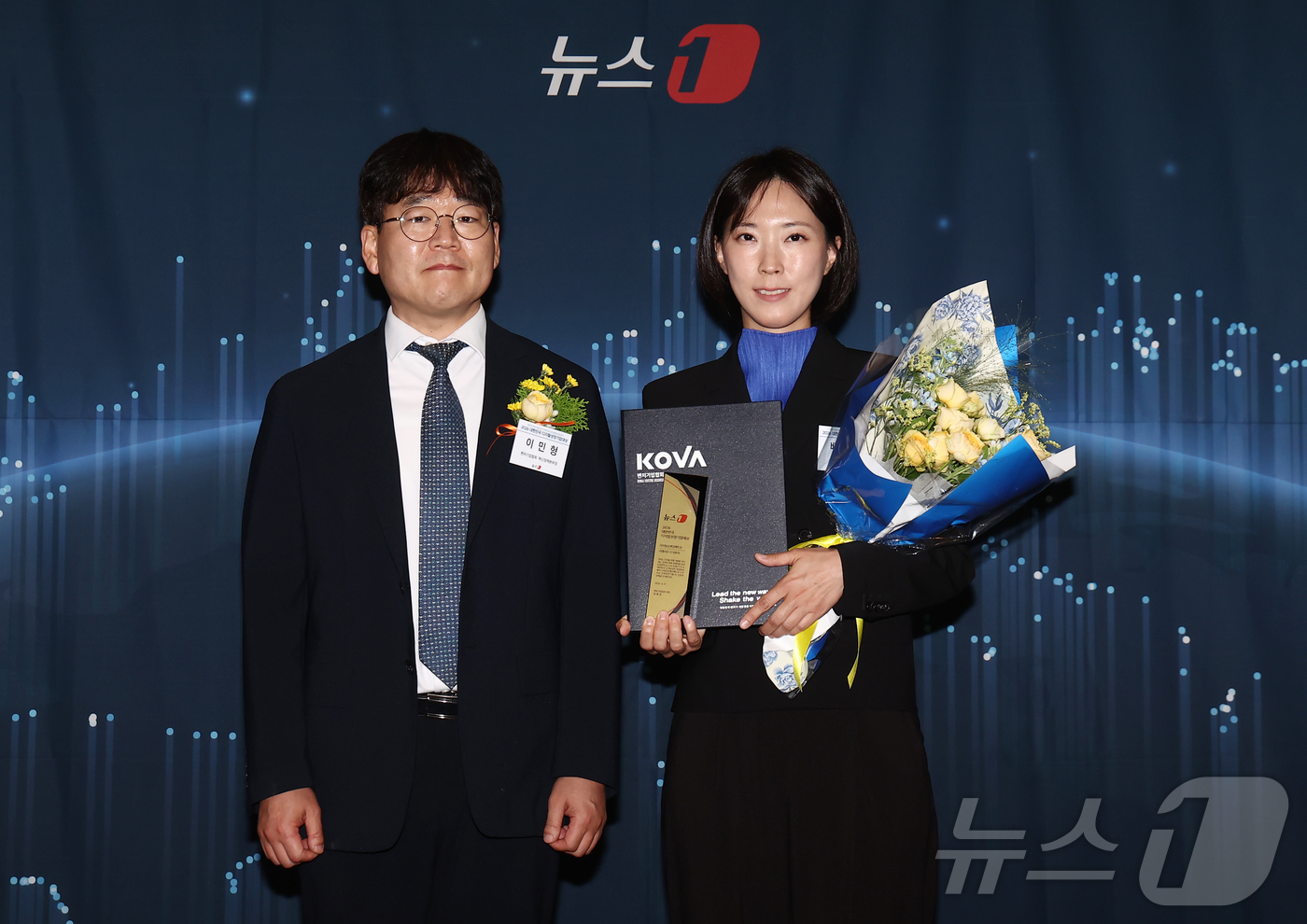 (서울=뉴스1) 김민지 기자 = 이민형 벤처기업협회 혁신정책본부장이 17일 오후 서울 중구 프레스센터에서 '대한민국 중소기업의 힘, 디지털 혁신으로 글로벌 성장 잇다'를 주제로 열 …