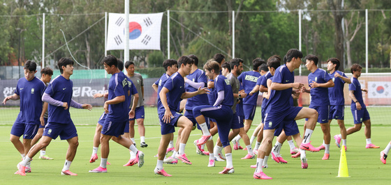 몸푸는 대한민국