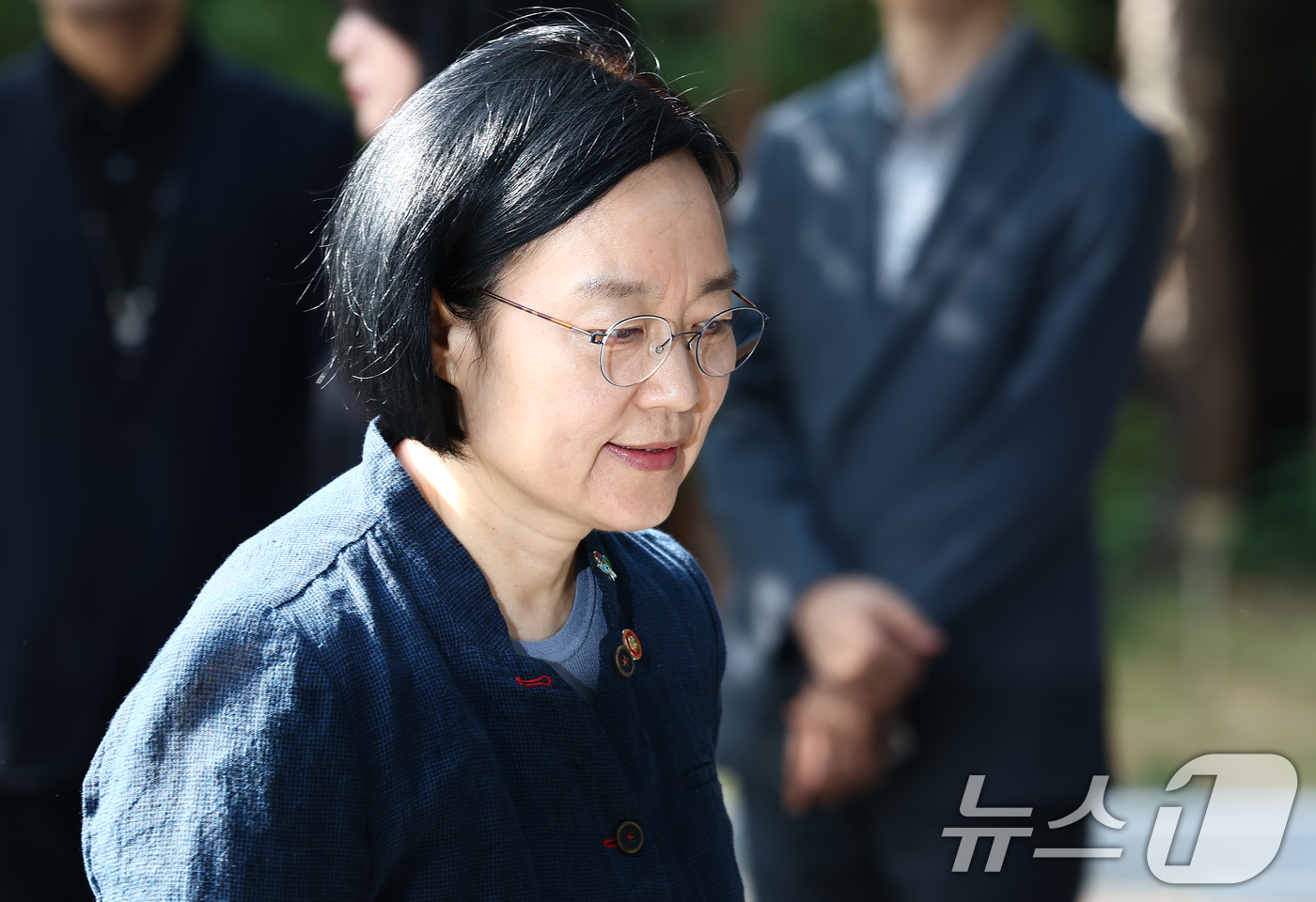 (서울=뉴스1) 김민지 기자 = 한성숙 국무총리 후보자가 18일 오전 서울 종로구 금융감독원 연수원에 마련된 인사청문회 준비 사무실로 들어가고 있다. 2026.6.18/뉴스1
