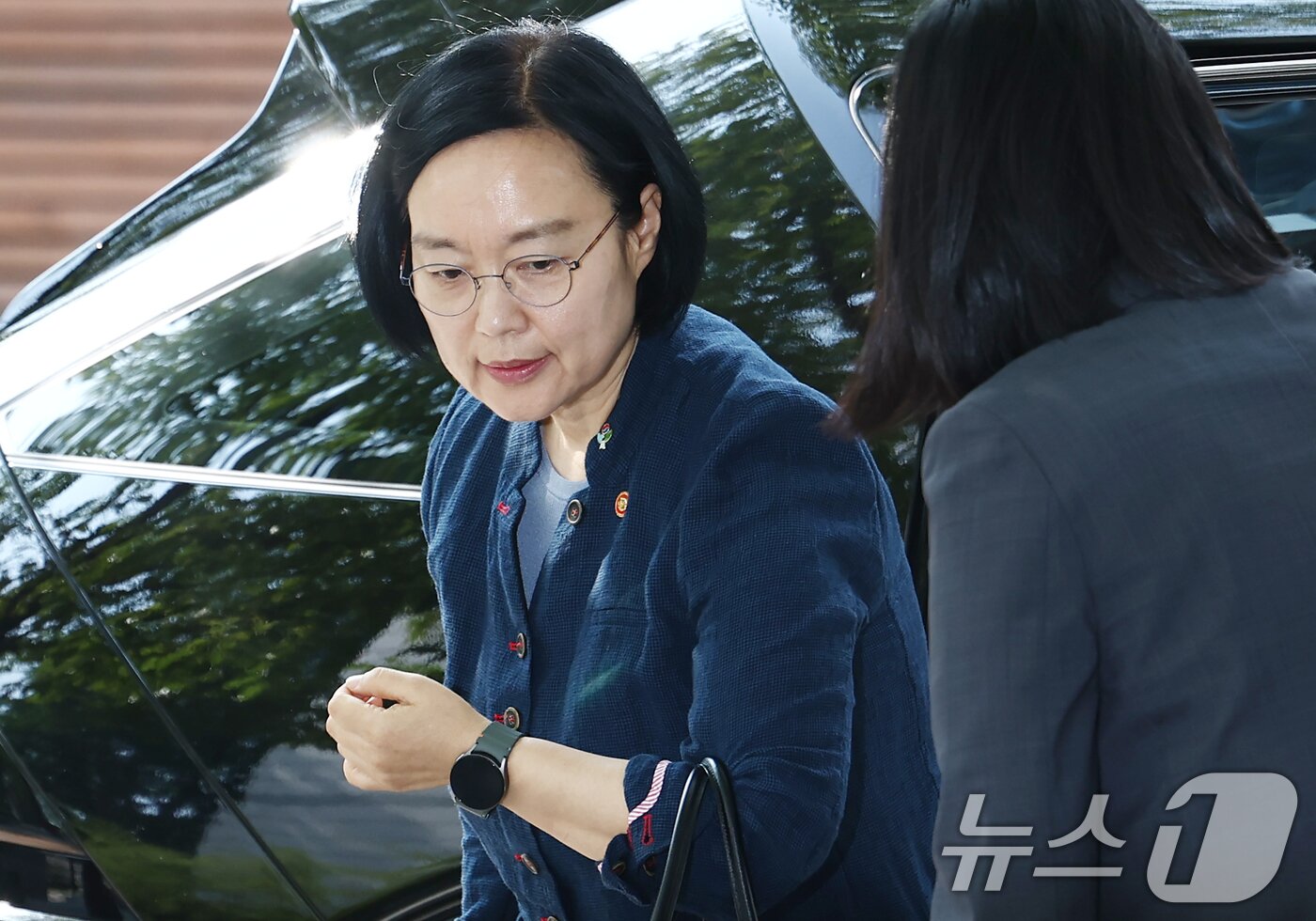본문 이미지 - 한성숙 국무총리 후보자가 18일 오전 서울 종로구 금융감독원 연수원에 마련된 인사청문회 준비 사무실로 들어가고 있다. 2026.6.18 ⓒ 뉴스1 김민지 기자