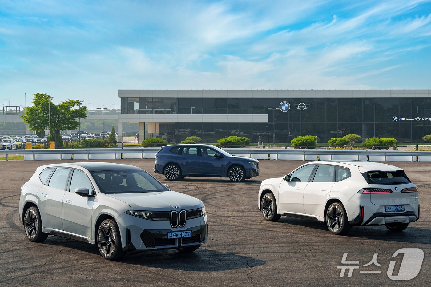 본문 이미지 - BMW코리아, 차세대 프리미엄 순수 전기 SAV 더 뉴 BMW iX3 국내 출시(BMW코리아 제공)