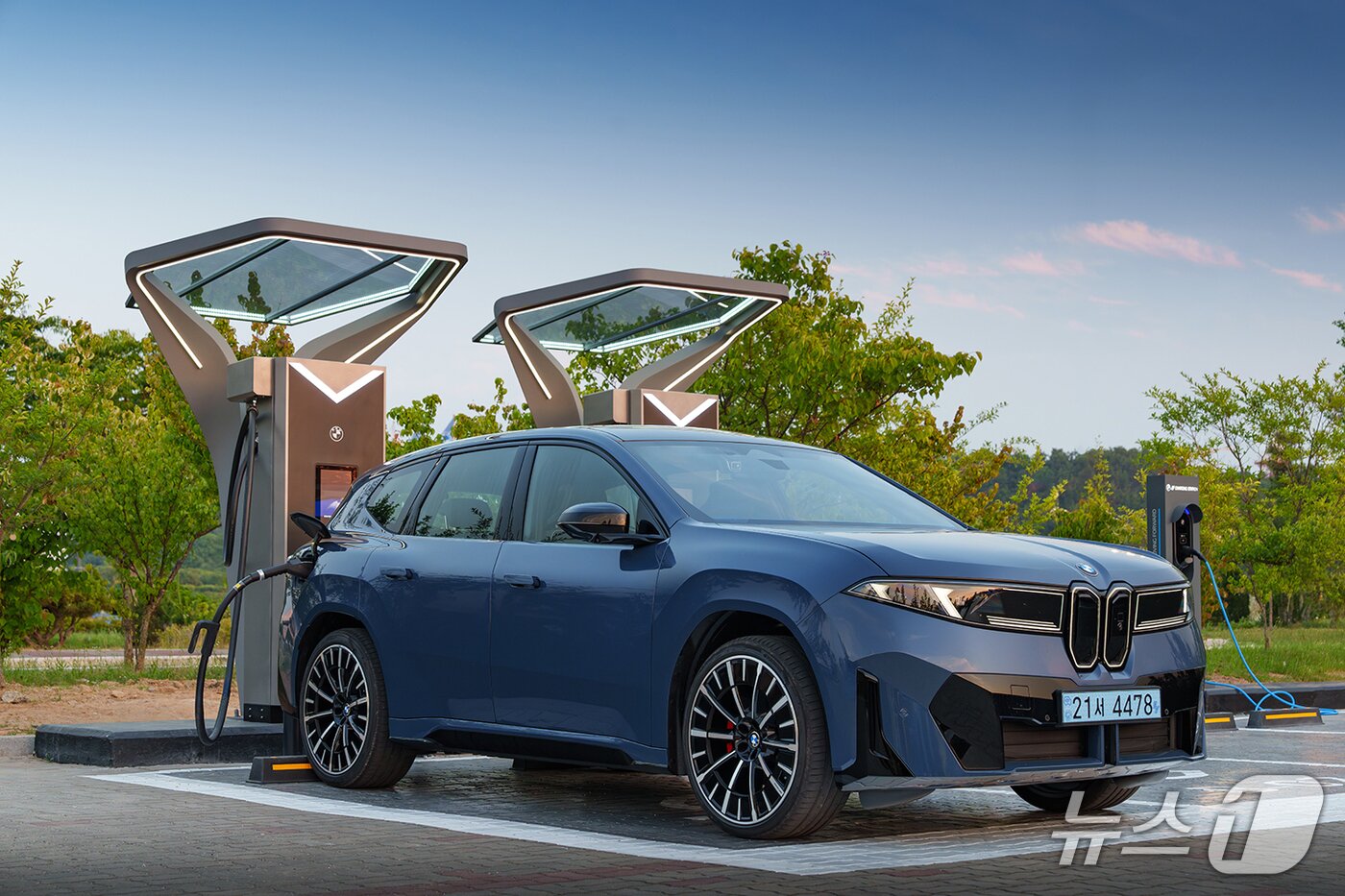 본문 이미지 - BMW코리아, 차세대 프리미엄 순수 전기 SAV 더 뉴 BMW iX3 국내 출시(BMW코리아 제공)