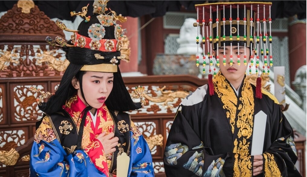 본문 이미지 - 퓨전 사극 tvN '철인왕후' 스틸컷