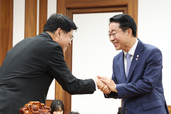 조 의장 "87년 체제 개헌 필요"…혁신당 "이번주 檢개혁 정리"