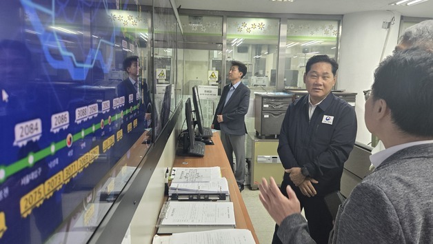 사당역 출근길 혼잡도 10%p↓, 대광위원장 "대중교통 여유 찾겠다"