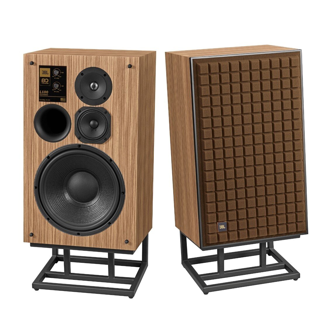 본문 이미지 - 하만이 800조 한정판으로 출시한 'JBL L100 Classic 80' 제품 모습.(하만 제공)/뉴스1