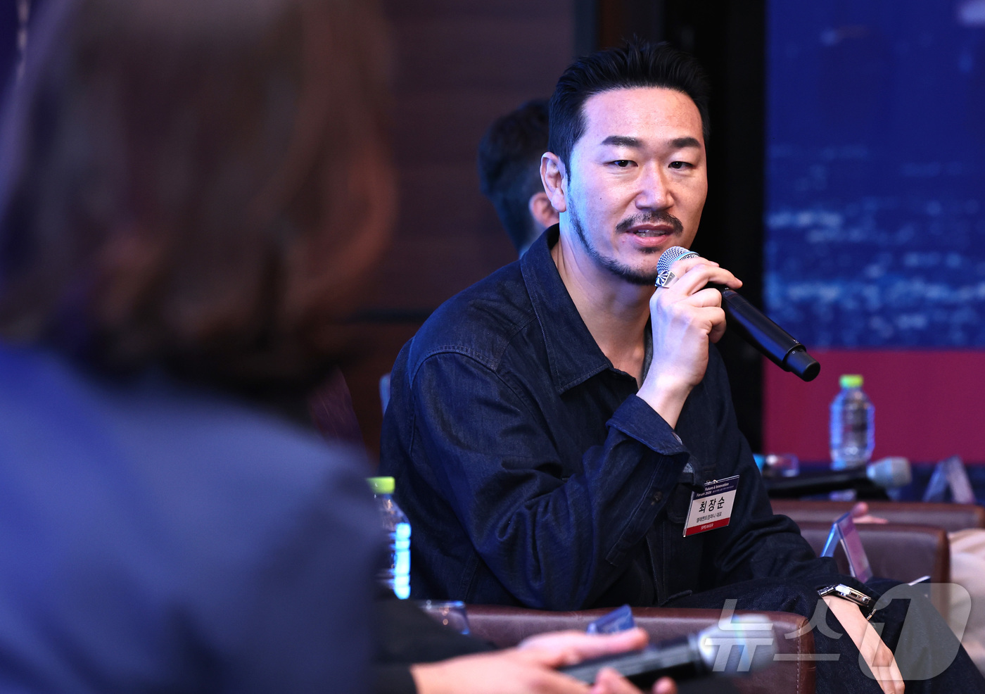 (서울=뉴스1) 구윤성 기자 = 최장순 엘레멘트컴퍼니 대표가 18일 서울 여의도 콘래드호텔에서 열린 '2026 뉴스1 미래유통혁신포럼'(RFIF 2026) 패널토론에서 답변하고 있 …